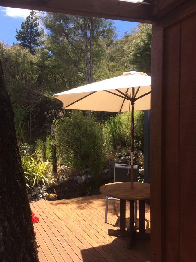 Cabbage Tree Chalet Parapara Eksteriør bilde